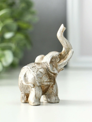 Фигурка мини слоник в попоне-чешуе 8*6,5*3см 4311166